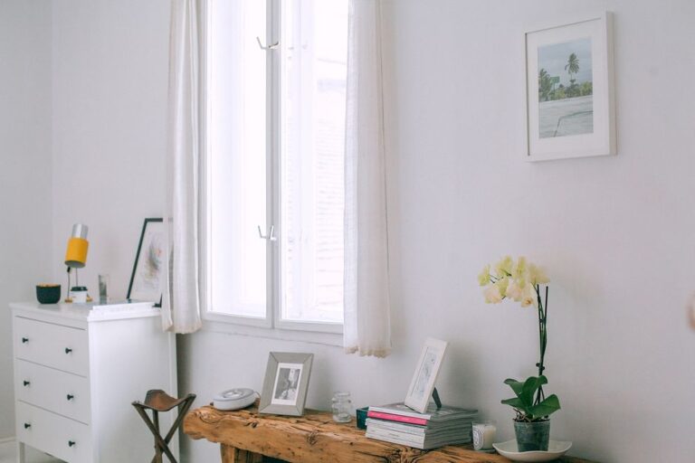 How to Choose the Right Curtains for Any Room