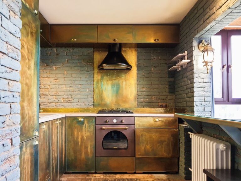 How to Mix Metals in Home Decor (Without It Looking Off)