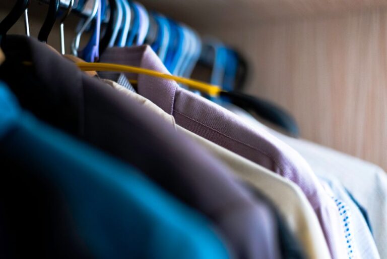 Small Closet Organization Ideas That Actually Work